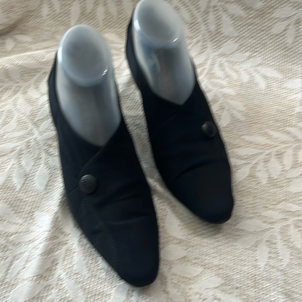PREVATA Made in‎ Italy Black Stretch Fabric Leather Trim Kitten Heels Size 8.5